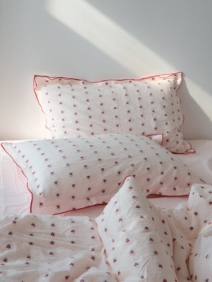 Cherry Jacquard Bedding Set